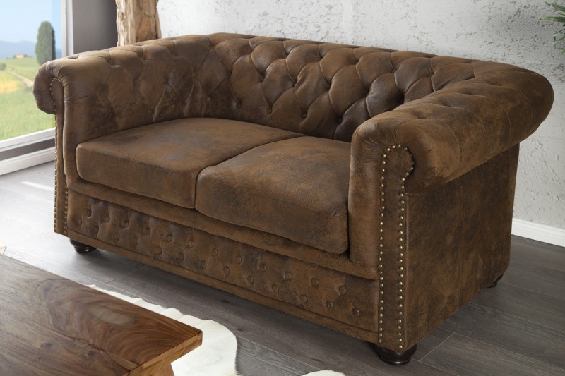 Canapé 2 places design chesterfield capitonné en simili cuir marron