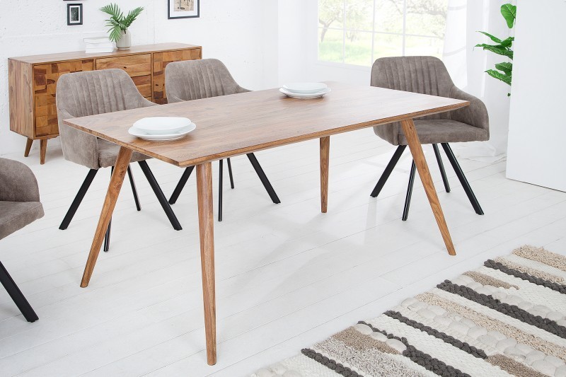 Table à manger design scandinave de 160cm coloris naturel en bois massif