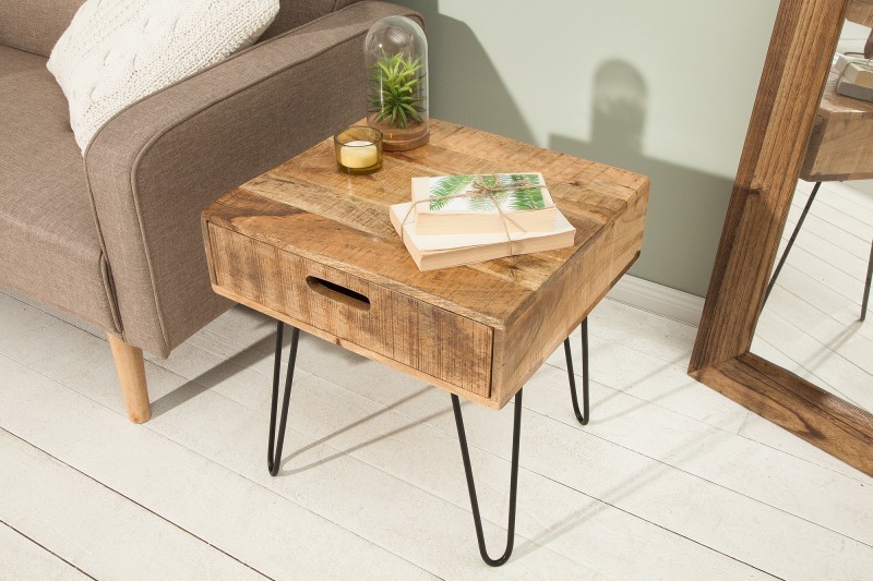 TABLE D'APPOINT AVEC RANGEMENT EN BOIS ET FER NOIR 50 cm