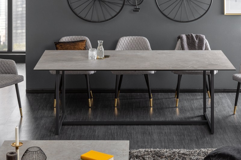 Grande table à manger 200cm avec plateau en verre sécurit et céramique, aspect beton